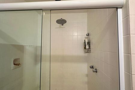 Apartamento para alugar com 300m², 4 quartos e 1 vaga