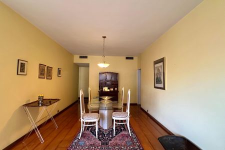 Apartamento para alugar com 300m², 4 quartos e 1 vaga