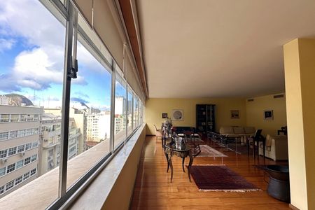 Apartamento para alugar com 300m², 4 quartos e 1 vaga