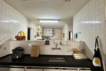 Apartamento para alugar com 300m², 4 quartos e 1 vaga