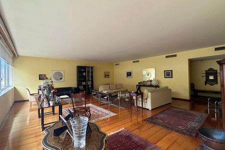 Apartamento para alugar com 300m², 4 quartos e 1 vaga