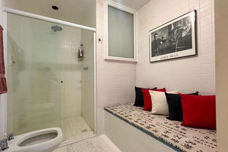 Apartamento para alugar com 300m², 4 quartos e 1 vaga