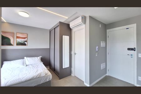 Sala/Quarto/Cozinha de kitnet/studio à venda com 1 quarto, 21m² em Pompeia, São Paulo