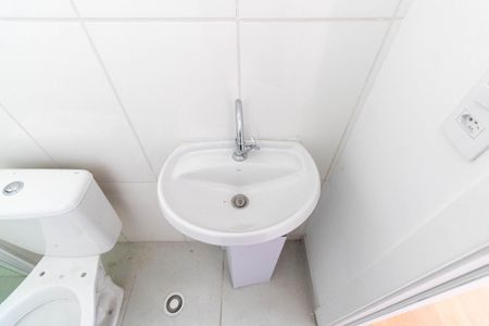 Apartamento para alugar com 43m², 2 quartos e sem vagaBanheiro