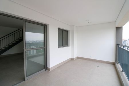 Apartamento à venda com 181m², 3 quartos e 2 vagasVaranda