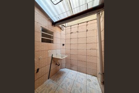 Área de Serviço de casa para alugar com 1 quarto, 45m² em Jardim Cachoeira, São Paulo