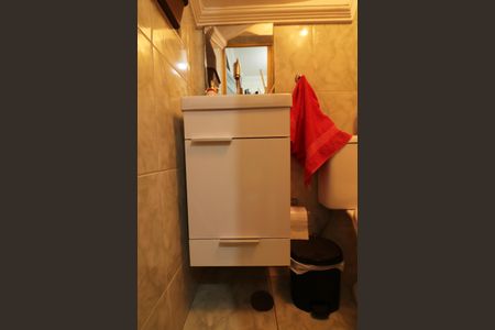 Casa à venda com 162m², 3 quartos e 2 vagasBanheiro Social 2