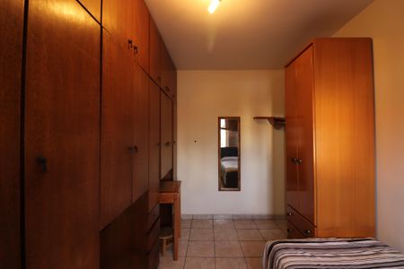 Casa à venda com 162m², 3 quartos e 2 vagasQuarto 2