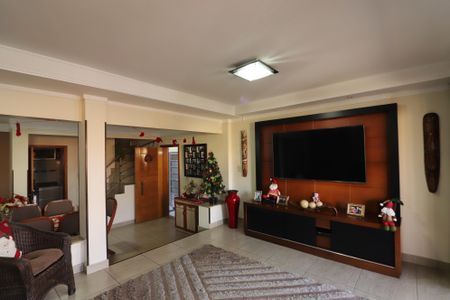 Sala  de casa à venda com 3 quartos, 162m² em Jardim Copacabana, São Bernardo do Campo