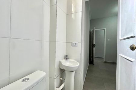 Casa à venda com 100m², 2 quartos e 1 vaga Casa à venda com 100m², 2 quartos e 1 vagaBanheiro da Suíte 2