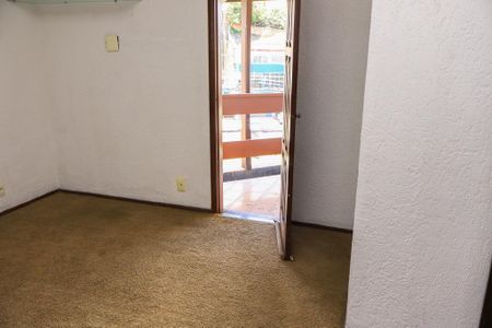 Casa para alugar com 782m², 8 quartos e 7 vagas Casa para alugar com 782m², 8 quartos e 7 vagasQuarto 4