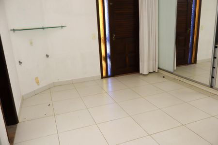 Casa para alugar com 782m², 8 quartos e 7 vagas Casa para alugar com 782m², 8 quartos e 7 vagasQuarto 5