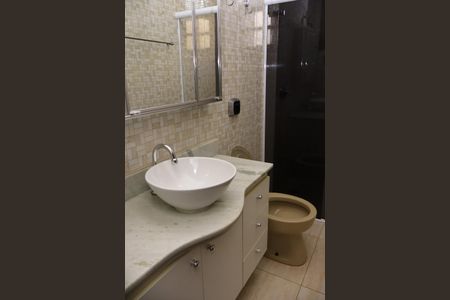 Casa para alugar com 782m², 8 quartos e 7 vagas Casa para alugar com 782m², 8 quartos e 7 vagasBanheiro 2