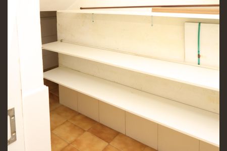 Casa para alugar com 782m², 8 quartos e 7 vagas Casa para alugar com 782m², 8 quartos e 7 vagasBanheiro 1