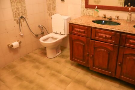 Casa para alugar com 782m², 8 quartos e 7 vagas Casa para alugar com 782m², 8 quartos e 7 vagasBanheiro 5