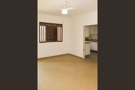 Casa para alugar com 782m², 8 quartos e 7 vagas Casa para alugar com 782m², 8 quartos e 7 vagasSala 2