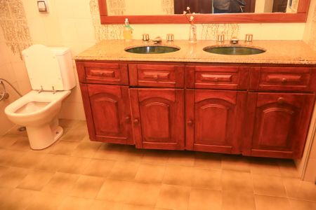 Casa para alugar com 782m², 8 quartos e 7 vagas Casa para alugar com 782m², 8 quartos e 7 vagasBanheiro 5