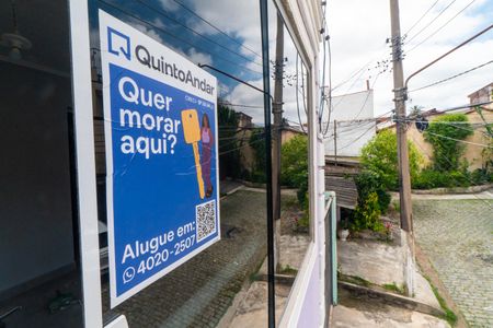 Casa à venda com 35m², 1 quarto e 1 vagaPlaquinha