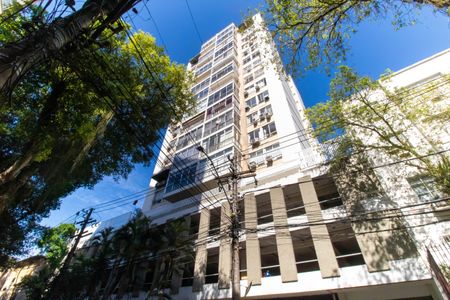 Apartamento para alugar com 140m², 2 quartos e 3 vagasFachada