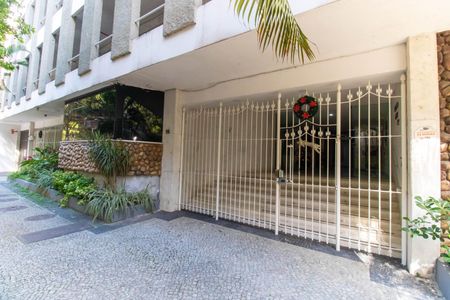 Apartamento para alugar com 140m², 2 quartos e 3 vagasFachada