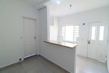 Sala/Cozinha de casa para alugar com 1 quarto, 35m² em Planalto Paulista, São Paulo