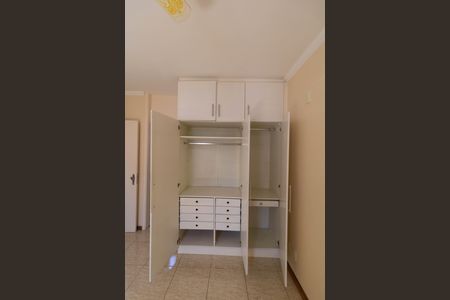 Apartamento à venda com 100m², 3 quartos e sem vagaSuíte - Armário