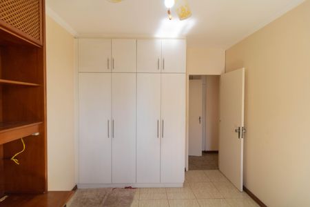 Apartamento à venda com 100m², 3 quartos e sem vagaQuarto 