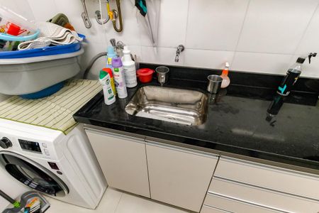 Apartamento para alugar com 112m², 3 quartos e 2 vagasDetalhe da area de serviço