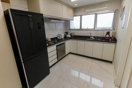 Apartamento para alugar com 112m², 3 quartos e 2 vagasCozinha - Armários