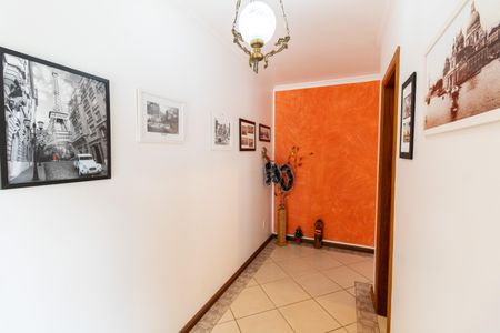 Casa à venda com 229m², 3 quartos e 4 vagasHall de entrada