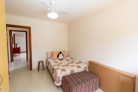 Casa à venda com 229m², 3 quartos e 4 vagasQuarto 1