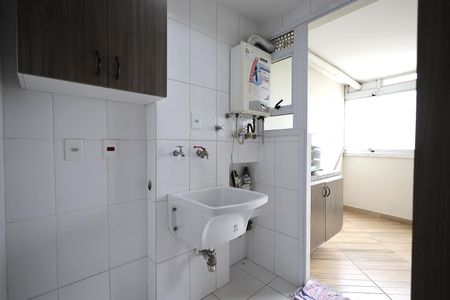 Apartamento à venda com 71m², 3 quartos e 1 vagaÁrea de Serviço