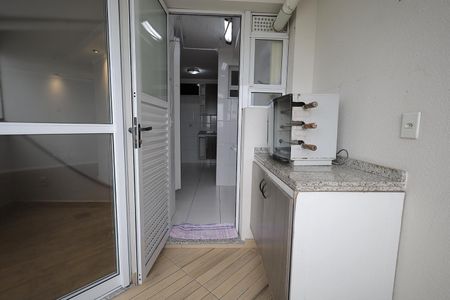 Apartamento à venda com 71m², 3 quartos e 1 vagaSacada