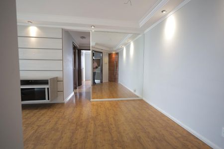 Apartamento à venda com 71m², 3 quartos e 1 vagaSala