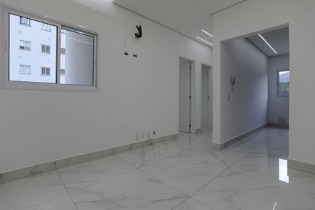 Sala de apartamento para alugar com 2 quartos, 58m² em Botujuru, Mogi das Cruzes