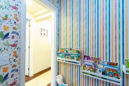 Apartamento para alugar com 143m², 4 quartos e 2 vagas Apartamento para alugar com 143m², 4 quartos e 2 vagasQuarto 4