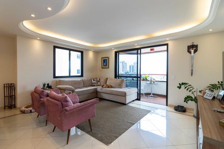 Apartamento para alugar com 143m², 4 quartos e 2 vagas Apartamento para alugar com 143m², 4 quartos e 2 vagasSala de Estar