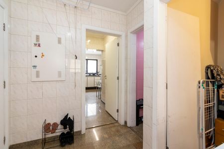 Apartamento para alugar com 143m², 4 quartos e 2 vagas Apartamento para alugar com 143m², 4 quartos e 2 vagasÁrea de Serviço