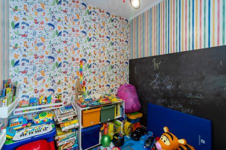 Apartamento para alugar com 143m², 4 quartos e 2 vagas Apartamento para alugar com 143m², 4 quartos e 2 vagasQuarto 4