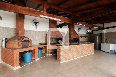 Apartamento para alugar com 143m², 4 quartos e 2 vagas Apartamento para alugar com 143m², 4 quartos e 2 vagasÁrea comum - Churrasqueira