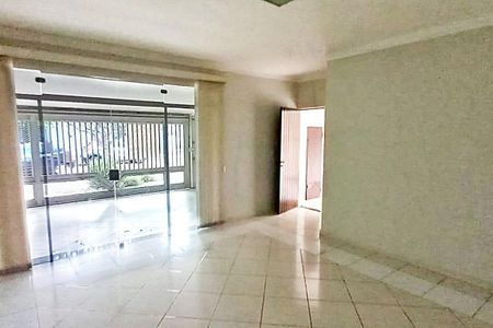Casa à venda com 3 quartos, 208m² em Vila Liberdade, Jundiaí