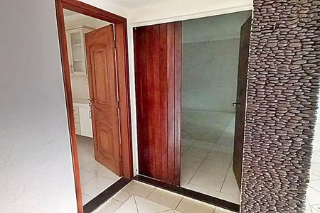 Casa à venda com 3 quartos, 208m² em Vila Liberdade, Jundiaí