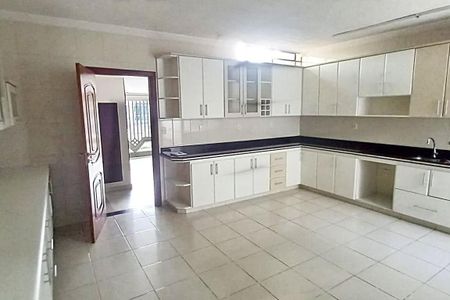 Casa à venda com 3 quartos, 208m² em Vila Liberdade, Jundiaí