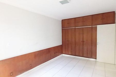 Casa à venda com 3 quartos, 208m² em Vila Liberdade, Jundiaí
