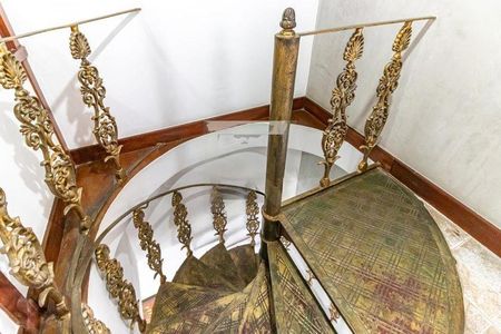 Apartamento à venda com 180m², 4 quartos e 2 vagas