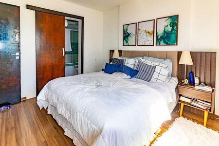 Apartamento à venda com 180m², 4 quartos e 2 vagas