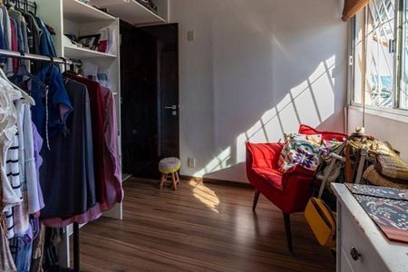 Apartamento à venda com 180m², 4 quartos e 2 vagas