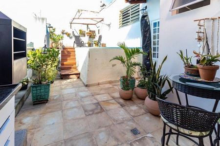 Apartamento à venda com 180m², 4 quartos e 2 vagas