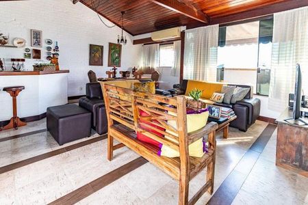 Apartamento à venda com 180m², 4 quartos e 2 vagas