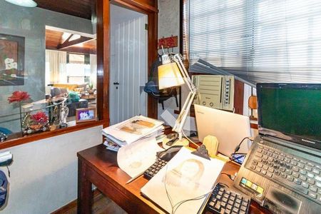 Apartamento à venda com 180m², 4 quartos e 2 vagas